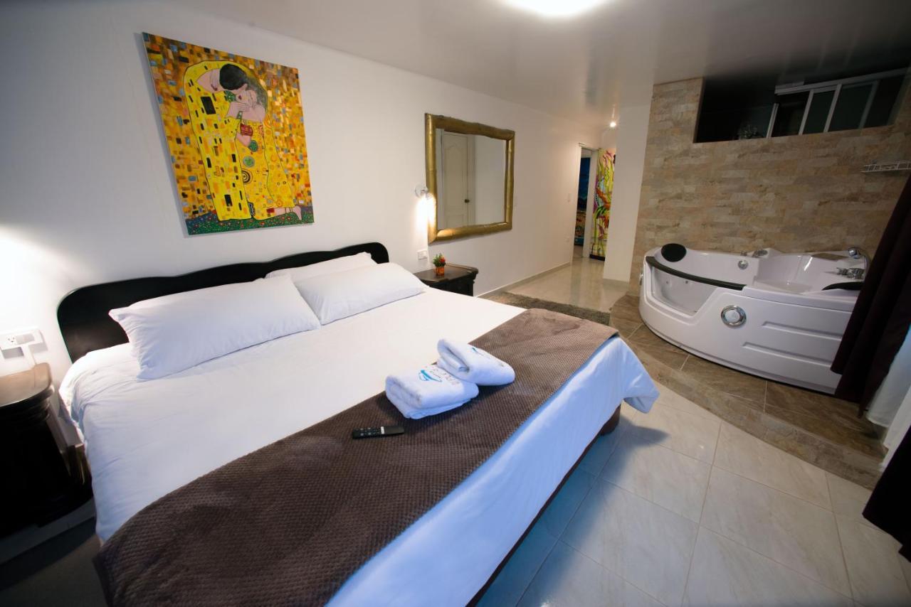 Hotel De Mi Pueblo Baños Kültér fotó