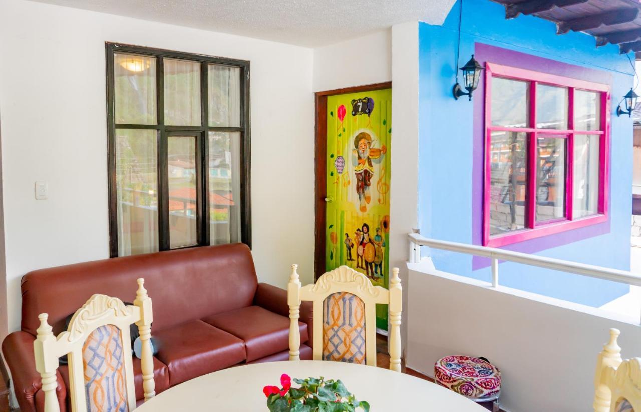 Hotel De Mi Pueblo Baños Kültér fotó