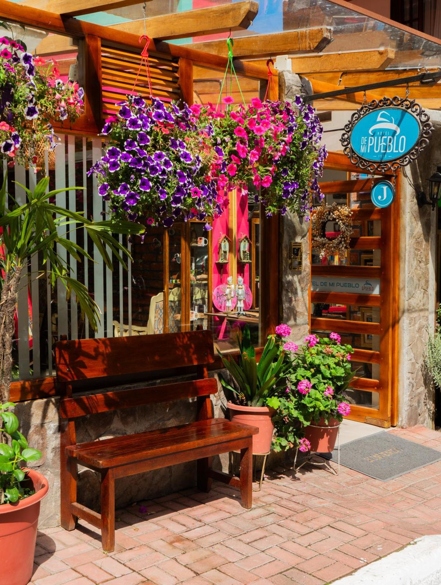 Hotel De Mi Pueblo Baños Kültér fotó